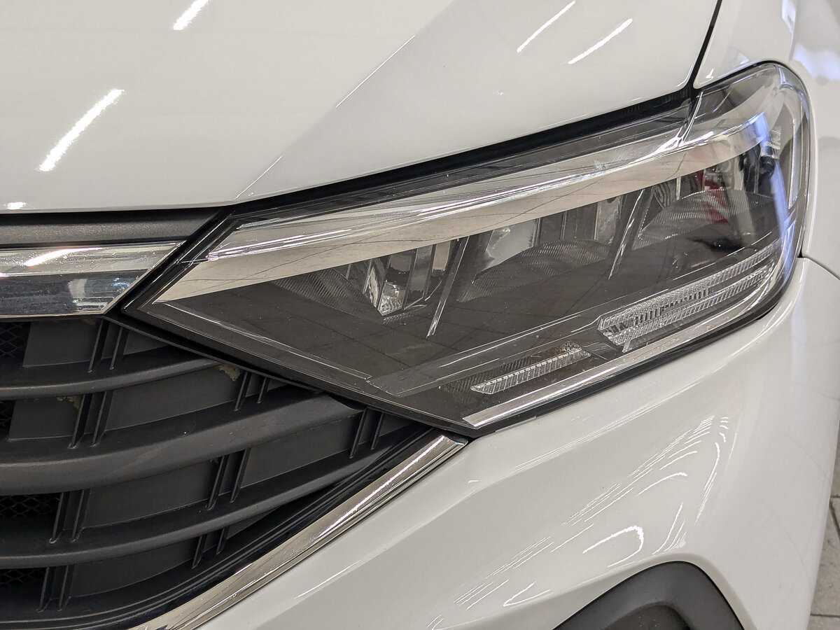 Купить Volkswagen Polo с пробегом. Фото: #10