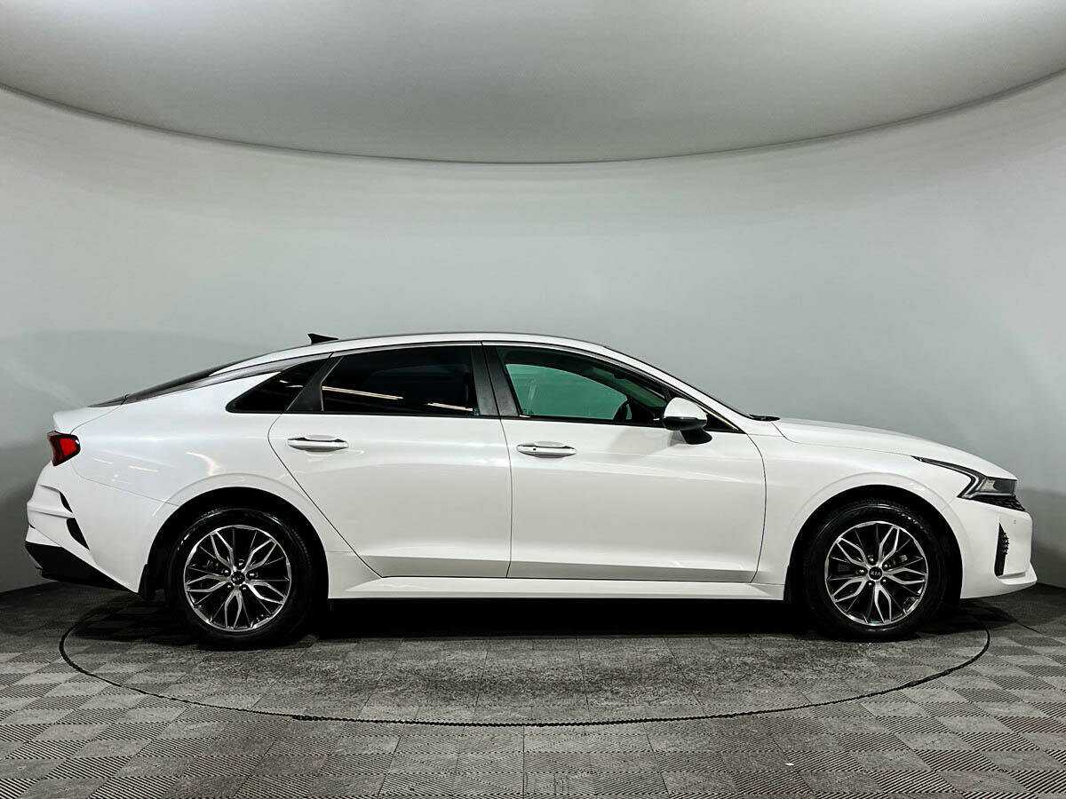 Купить Kia K5 с пробегом. Фото: #3