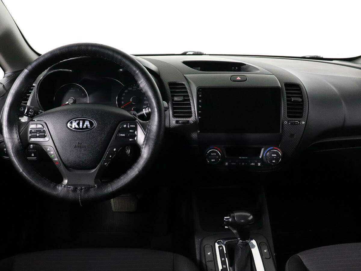 Купить Kia Cerato с пробегом. Фото: #9