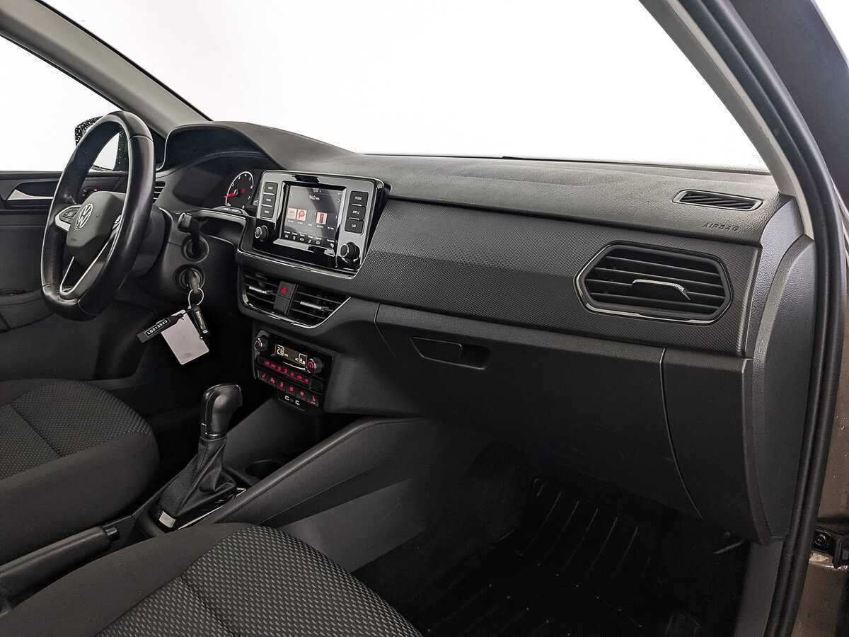 Купить Volkswagen Polo с пробегом. Фото: #10