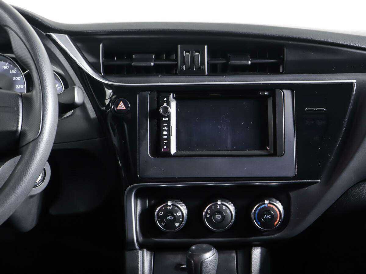 Купить Toyota Corolla с пробегом. Фото: #11