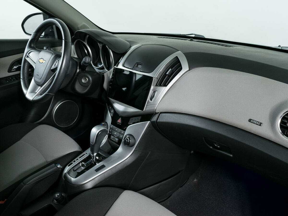 Купить Chevrolet Cruze с пробегом. Фото: #7