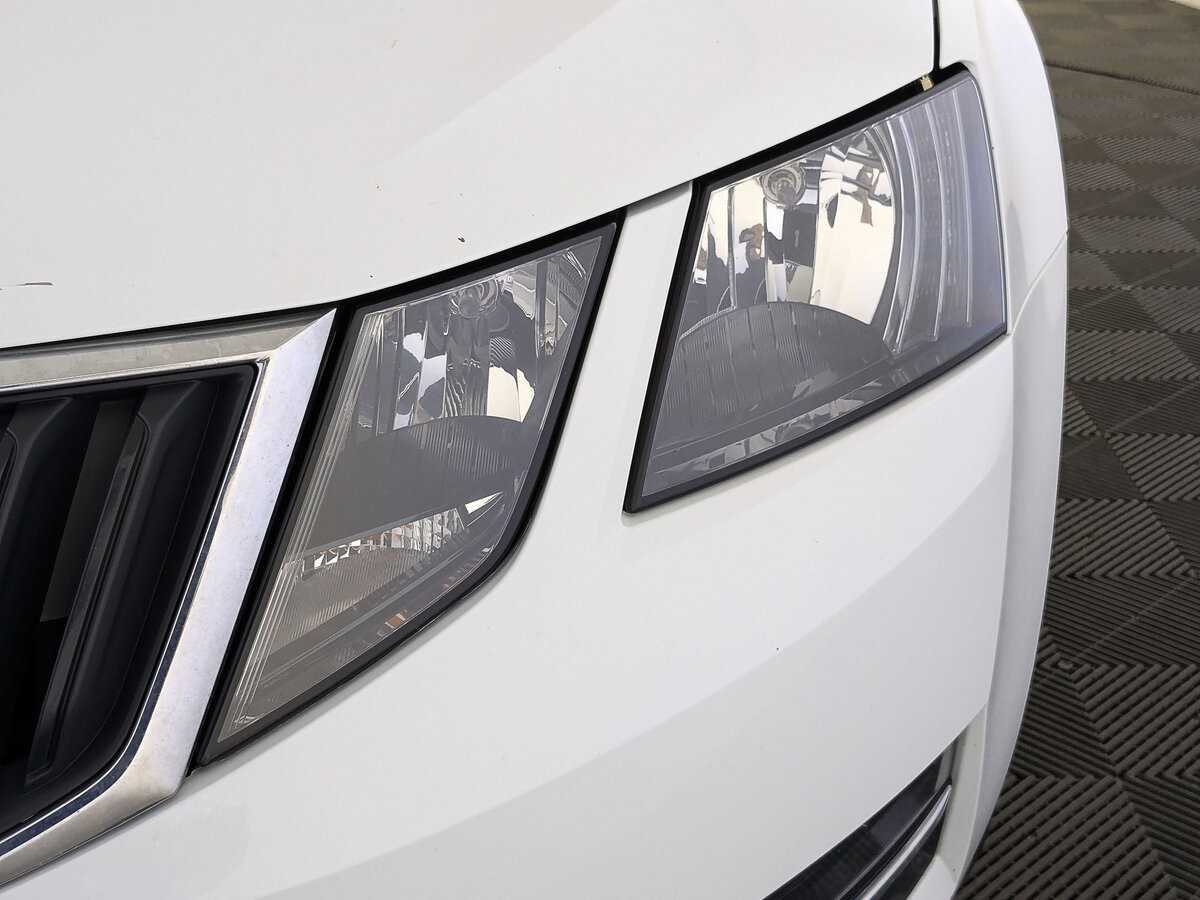 Купить Skoda Octavia с пробегом. Фото: #9