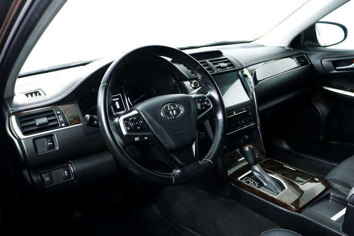 Купить Toyota Camry с пробегом. Фото: #12