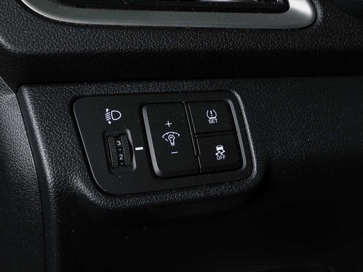 Купить Hyundai Solaris с пробегом. Фото: #15