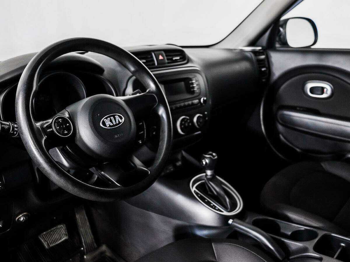 Купить Kia Soul с пробегом. Фото: #8