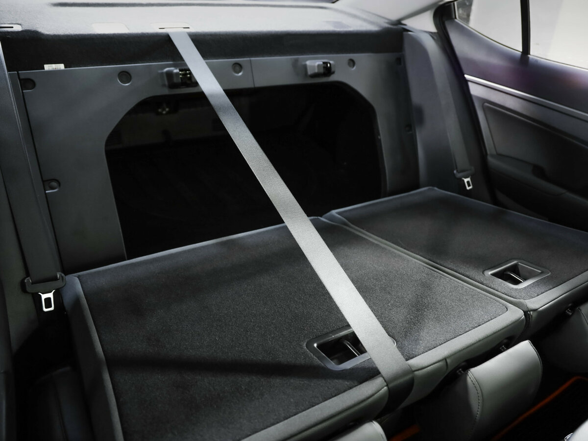 Купить Hyundai Elantra с пробегом. Фото: #22