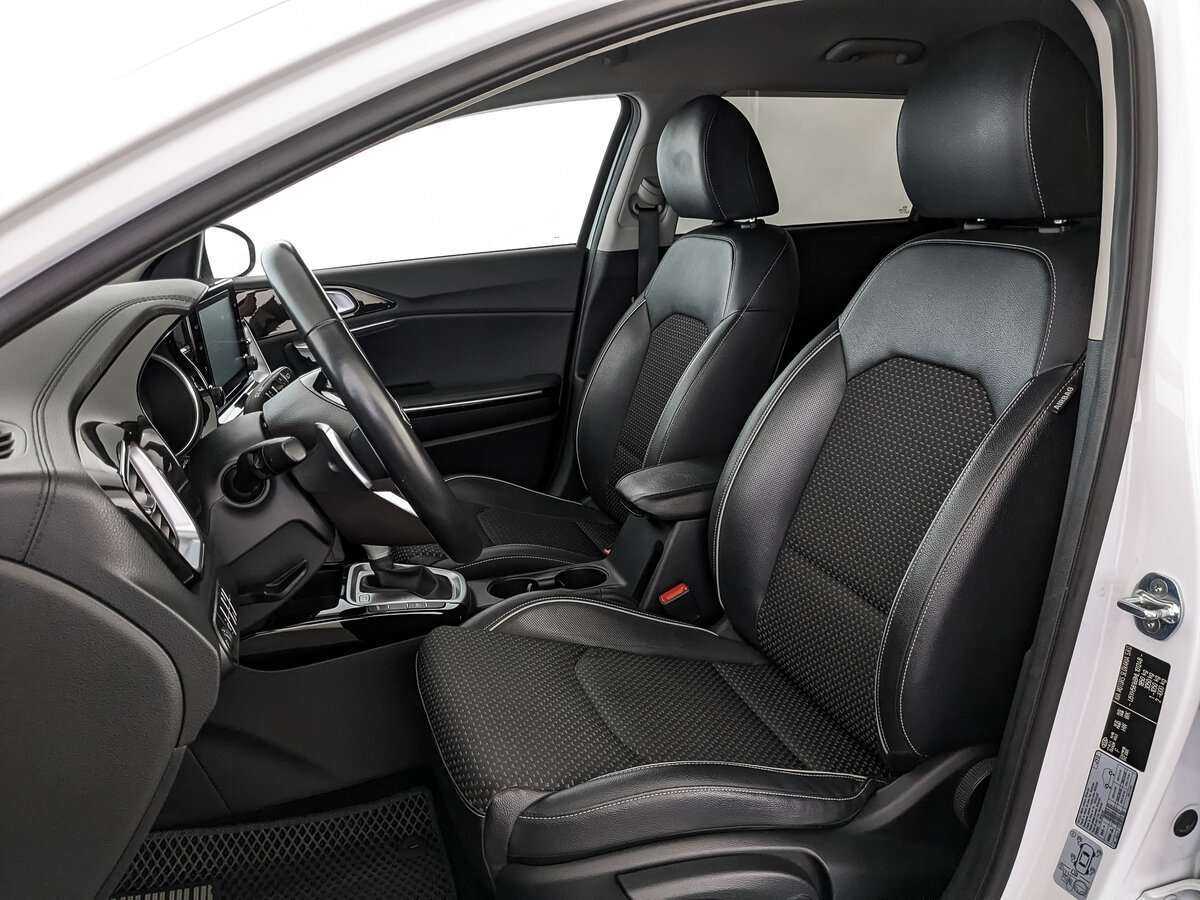 Купить Kia Ceed с пробегом. Фото: #15