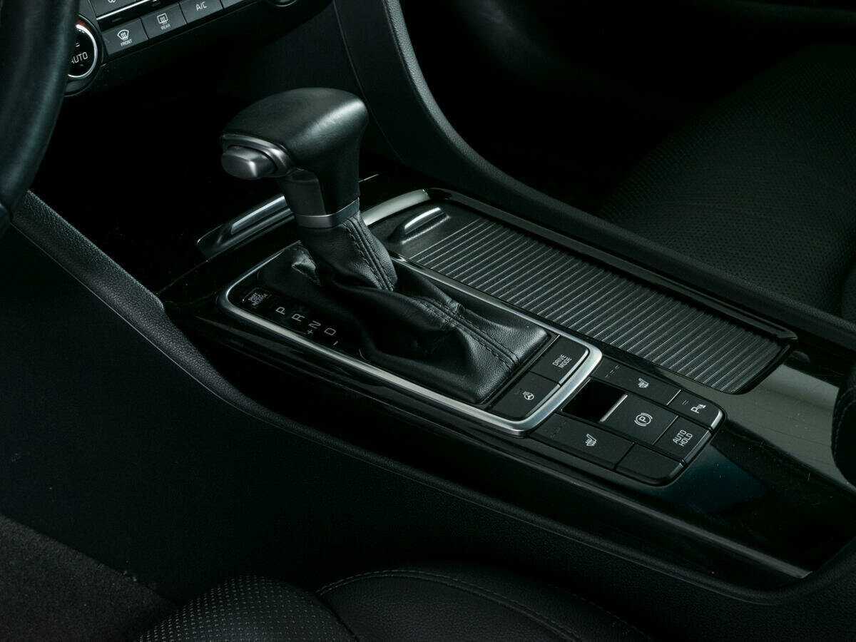 Купить Kia Optima с пробегом. Фото: #16