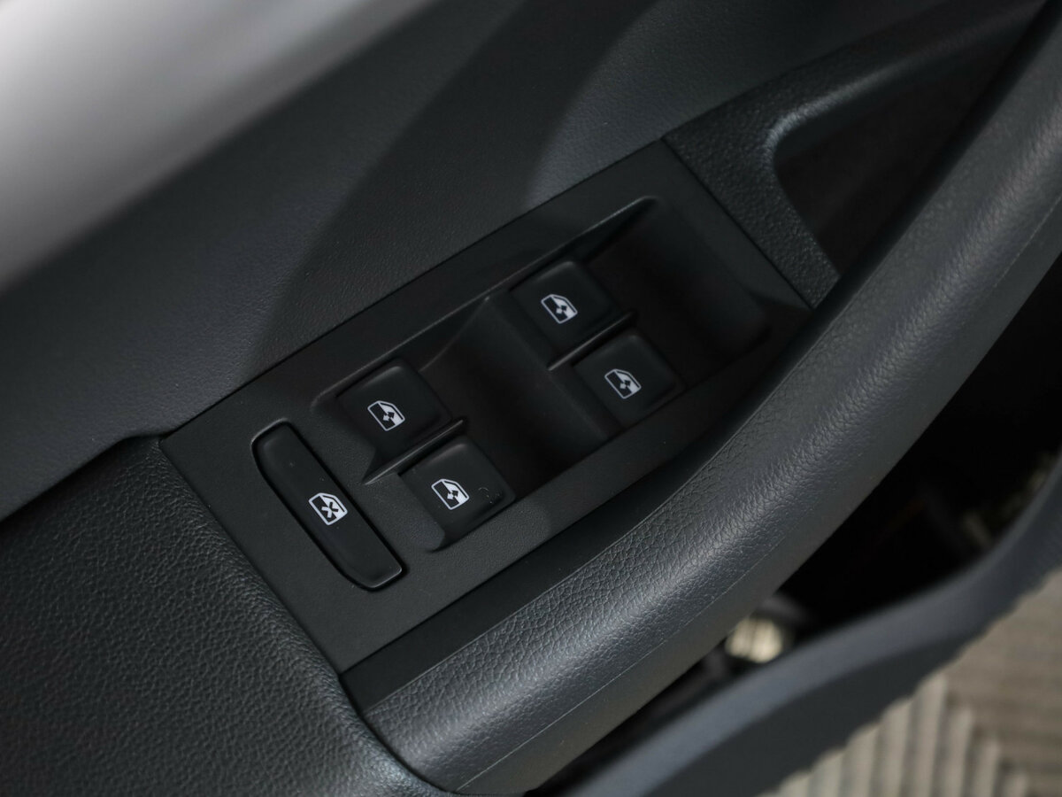 Купить Skoda Octavia с пробегом. Фото: #19