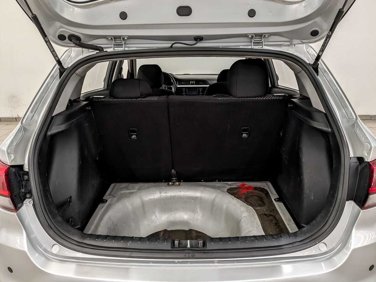 Купить Kia Rio с пробегом. Фото: #9