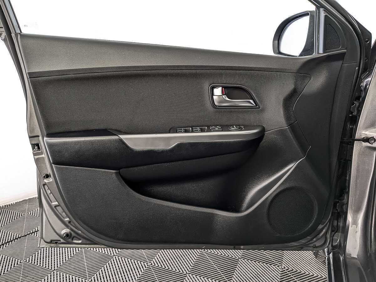 Купить Kia Rio с пробегом. Фото: #18