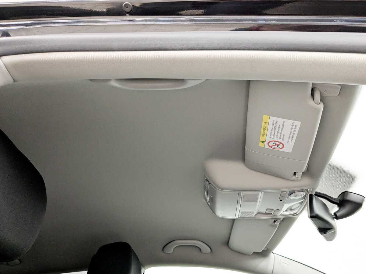 Купить Volkswagen Passat с пробегом. Фото: #19