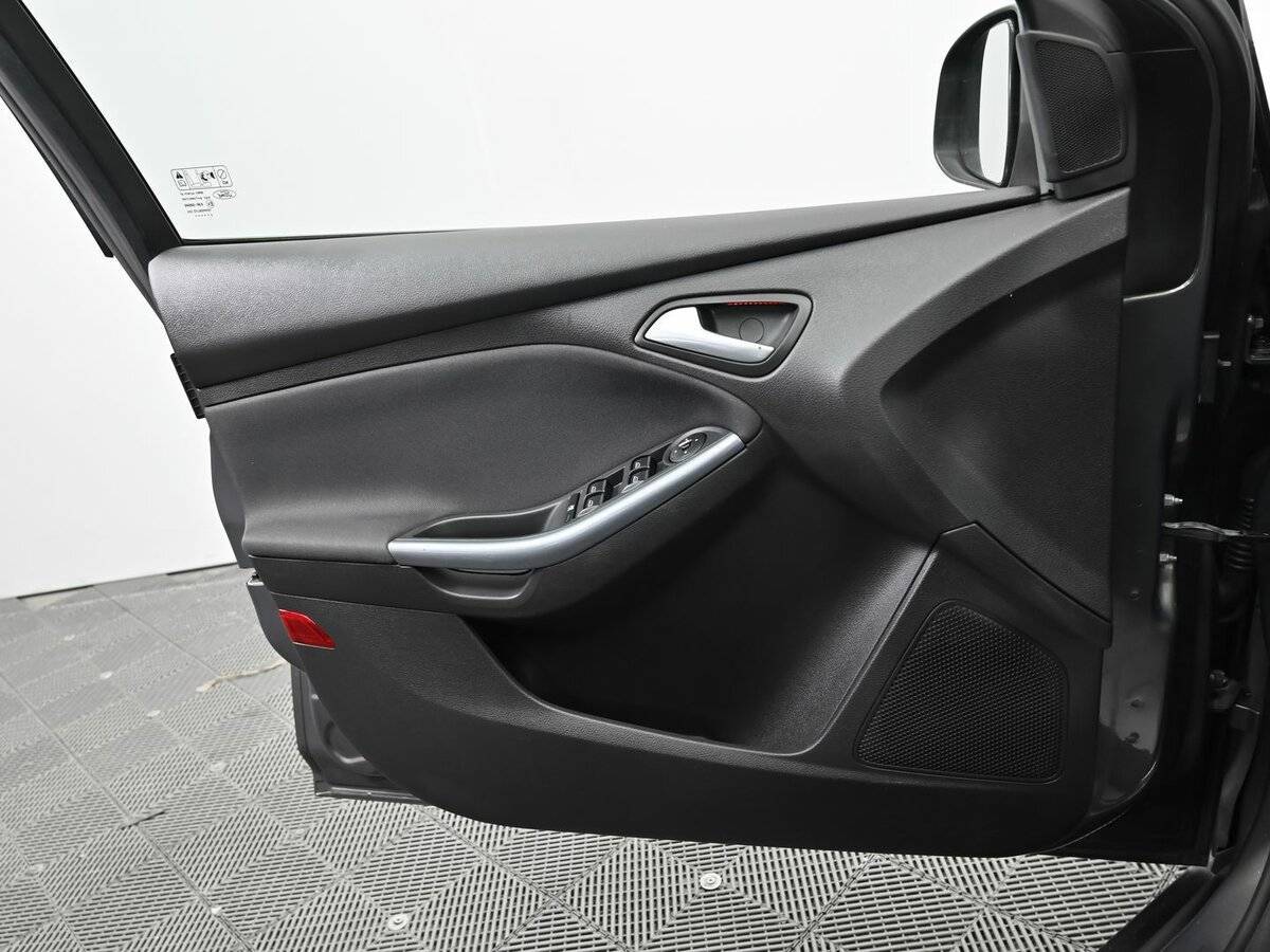 Купить Ford Focus с пробегом. Фото: #6