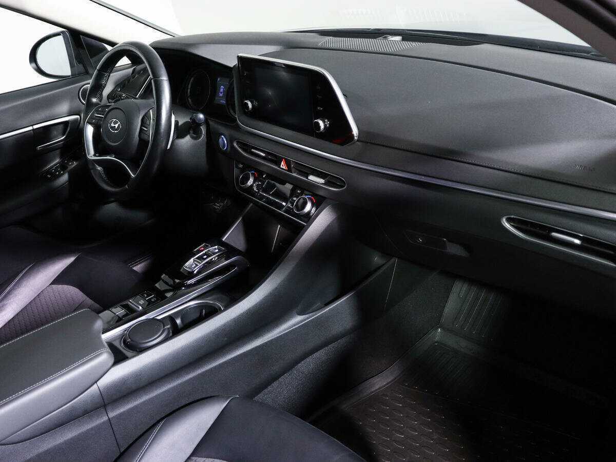 Купить Hyundai Sonata с пробегом. Фото: #9