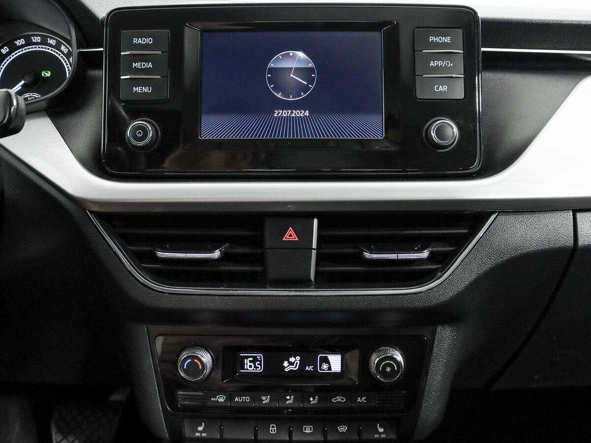 Купить Skoda Rapid с пробегом. Фото: #12