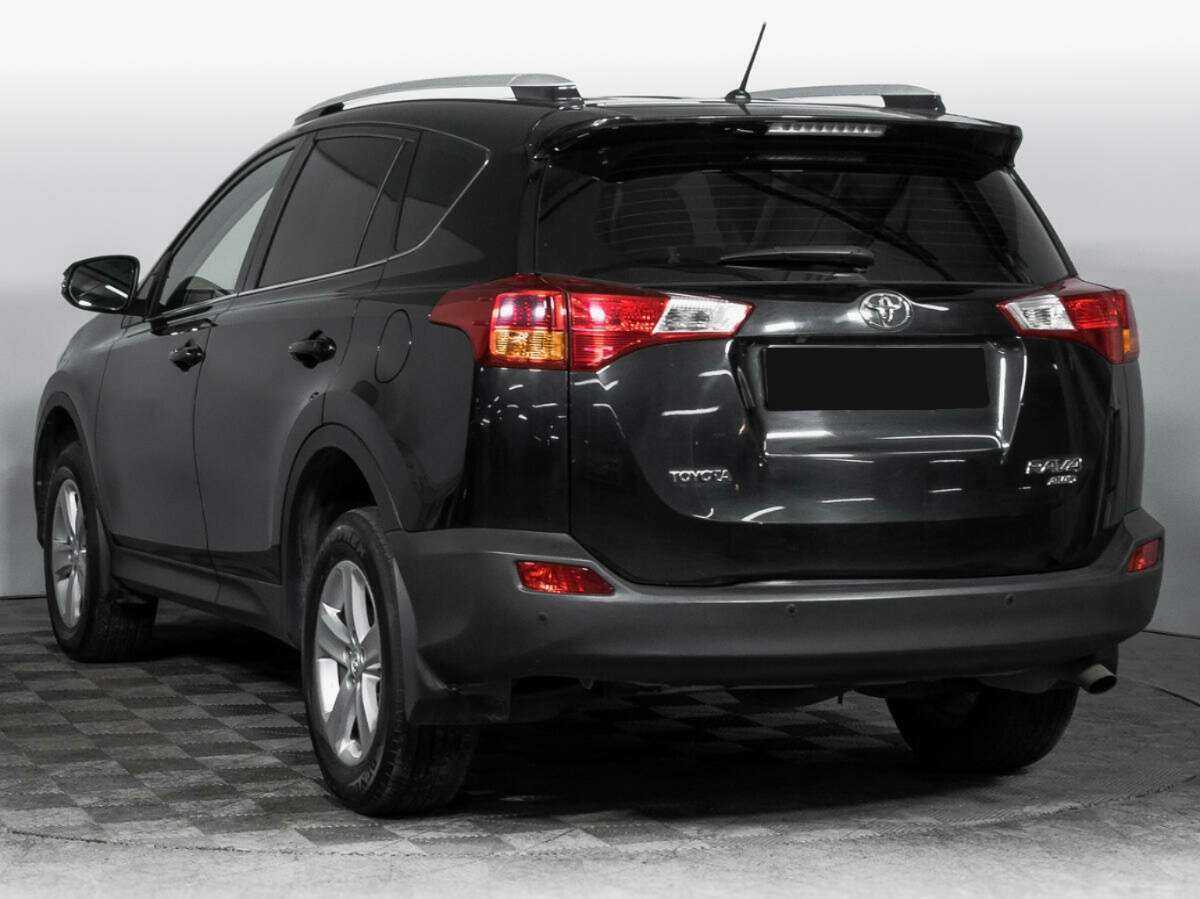 Купить Toyota RAV4 с пробегом. Фото: #6