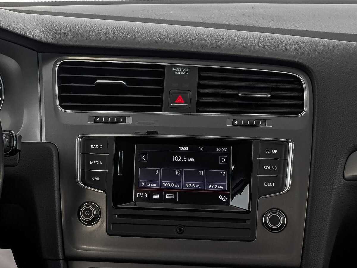 Купить Volkswagen Golf с пробегом. Фото: #16