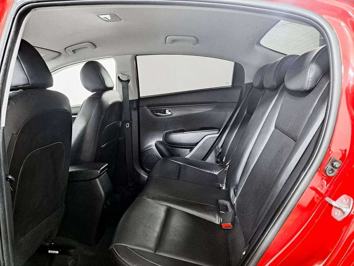 Купить Kia Rio с пробегом. Фото: #9