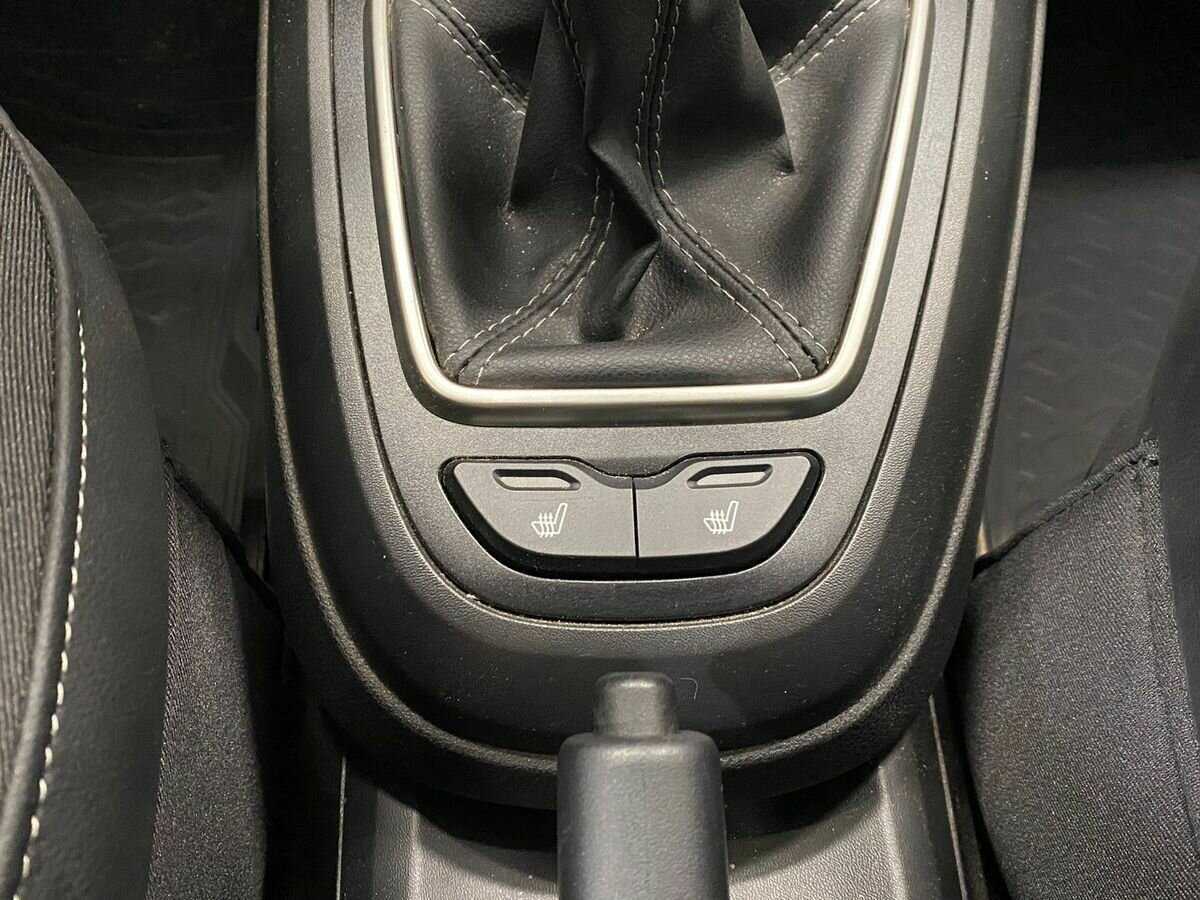 Купить Lada (ВАЗ) Vesta с пробегом. Фото: #16