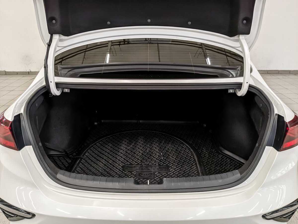 Купить Kia Cerato с пробегом. Фото: #9