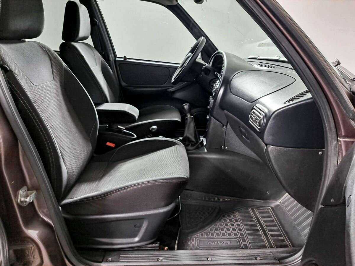 Купить Chevrolet Niva с пробегом. Фото: #8