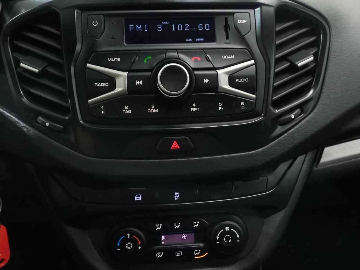 Купить Lada (ВАЗ) Vesta с пробегом. Фото: #12