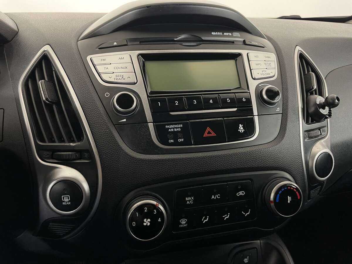 Купить Hyundai ix35 с пробегом. Фото: #12