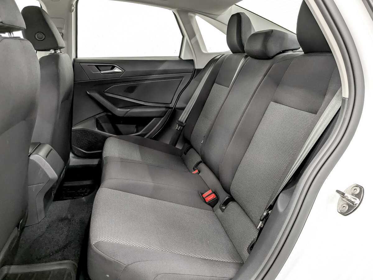 Купить Volkswagen Jetta с пробегом. Фото: #11