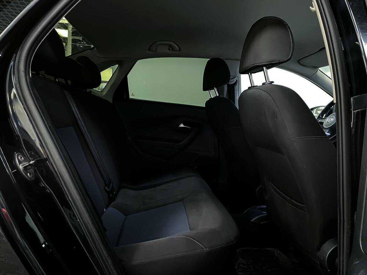 Купить Volkswagen Polo с пробегом. Фото: #12
