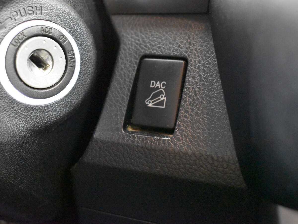 Купить Toyota RAV4 с пробегом. Фото: #18