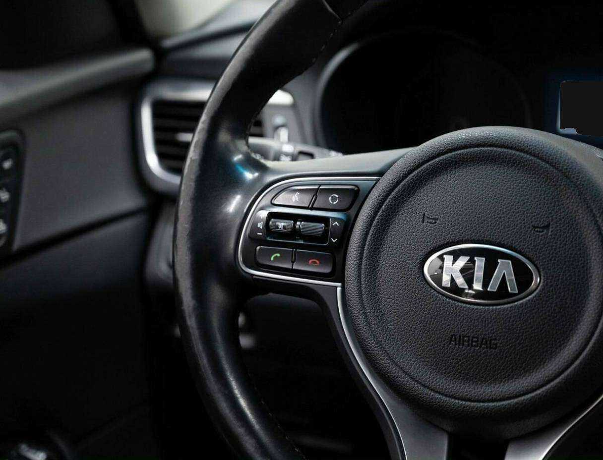 Купить Kia Optima с пробегом. Фото: #14