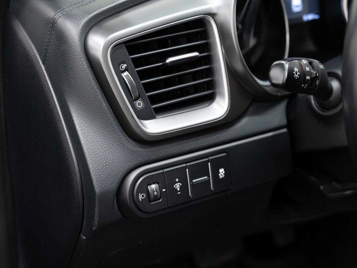 Купить Kia Ceed с пробегом. Фото: #18