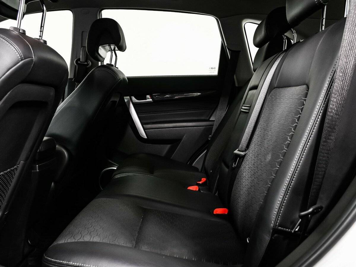 Купить Chevrolet Captiva с пробегом. Фото: #11