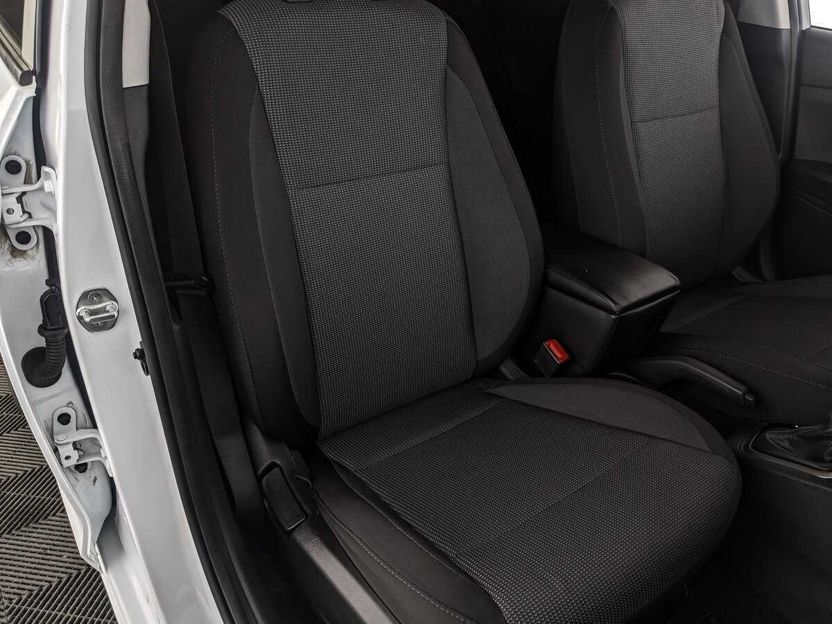 Купить Hyundai Solaris с пробегом. Фото: #16