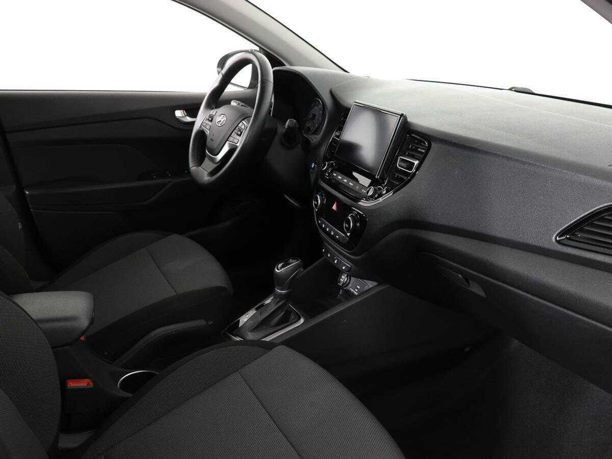 Купить Hyundai Solaris с пробегом. Фото: #6