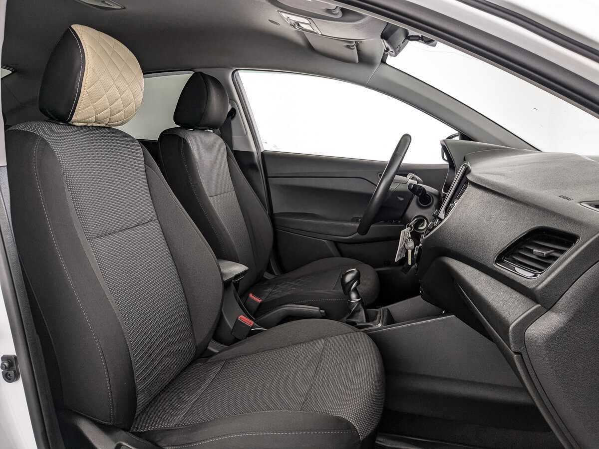 Купить Hyundai Solaris с пробегом. Фото: #15