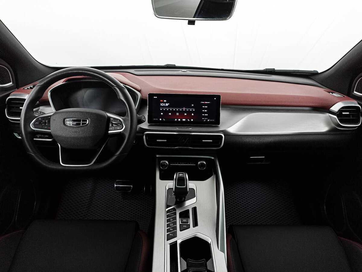 Купить Geely Coolray с пробегом. Фото: #10