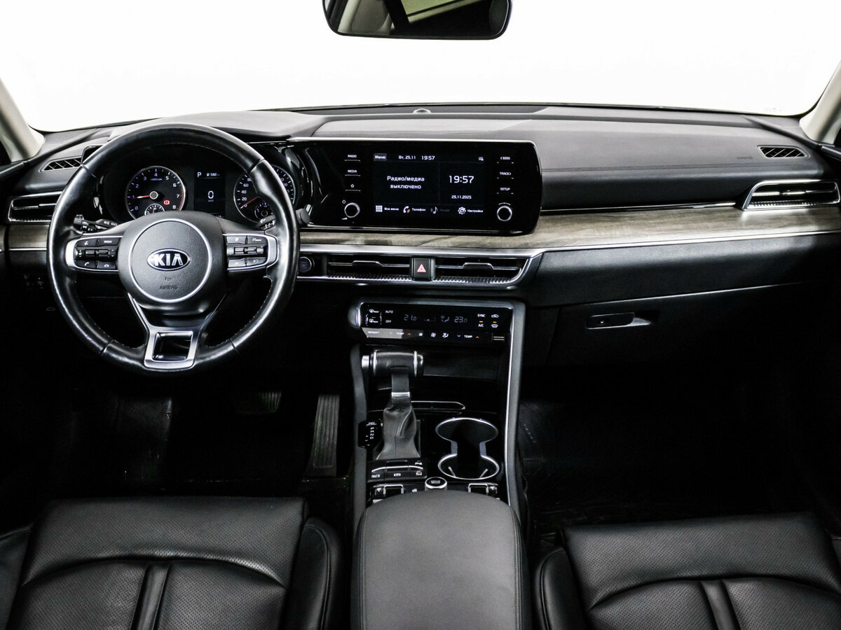 Купить Kia K5 с пробегом. Фото: #8