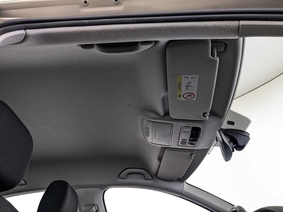 Купить Volkswagen Polo с пробегом. Фото: #18