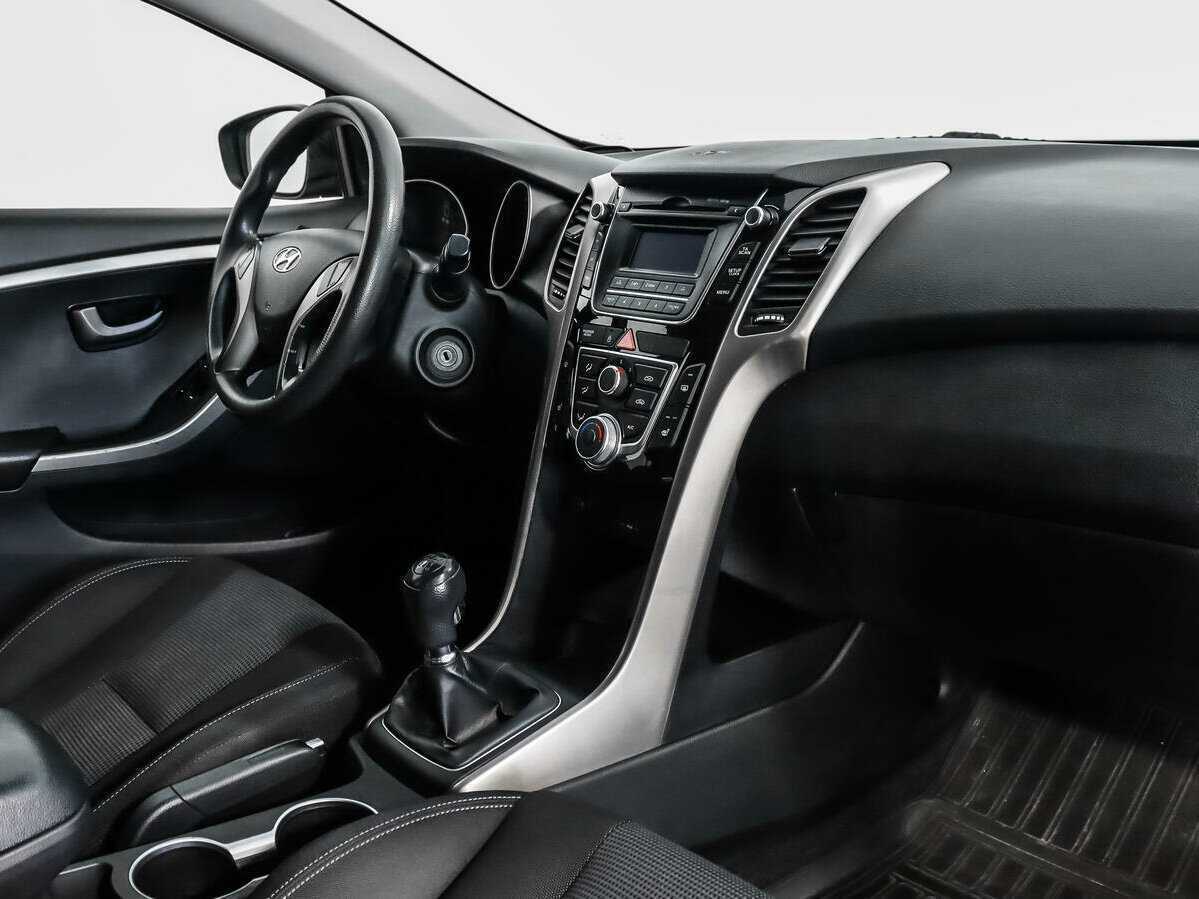 Купить Hyundai i30 с пробегом. Фото: #10