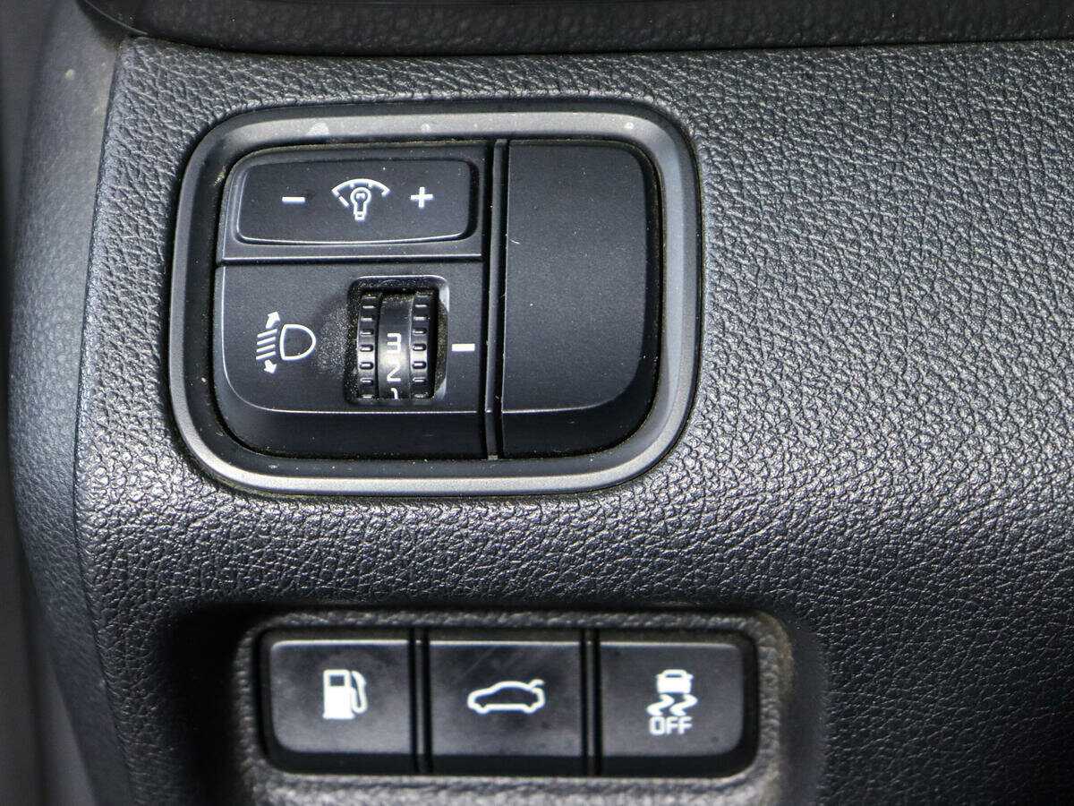 Купить Kia Optima с пробегом. Фото: #13