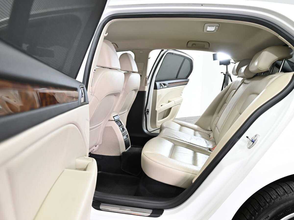 Купить Skoda Superb с пробегом. Фото: #5