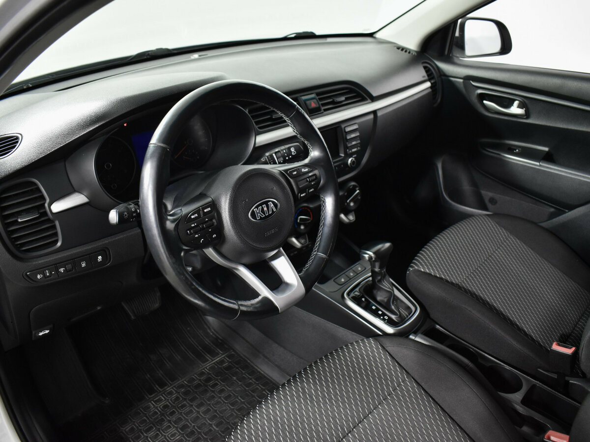 Купить Kia Rio с пробегом. Фото: #8