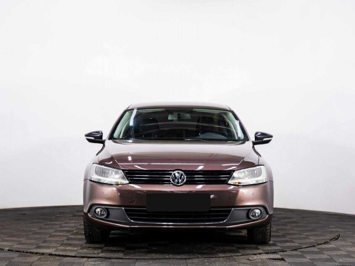 Купить Volkswagen Jetta с пробегом. Фото: #1