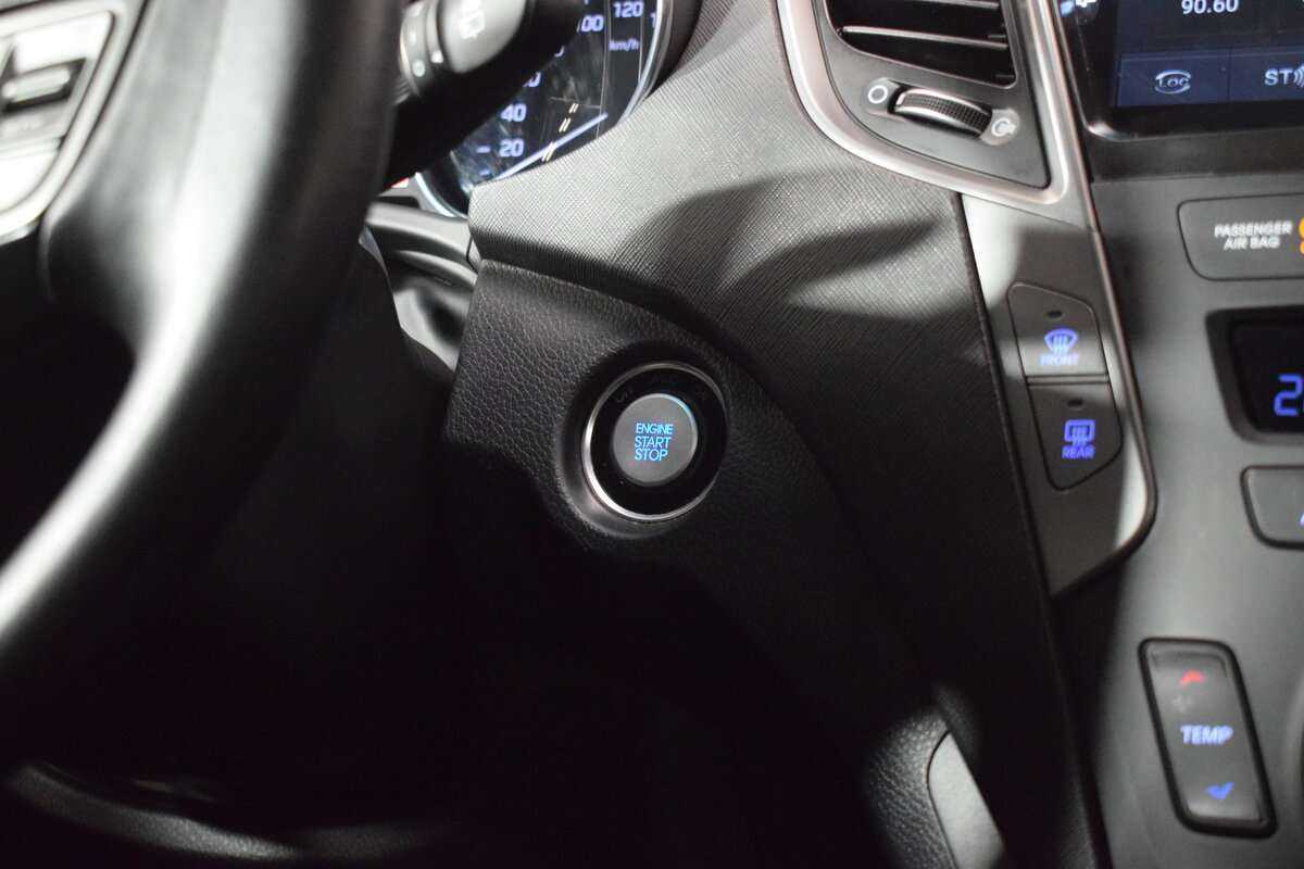 Купить Hyundai Santa Fe с пробегом. Фото: #21