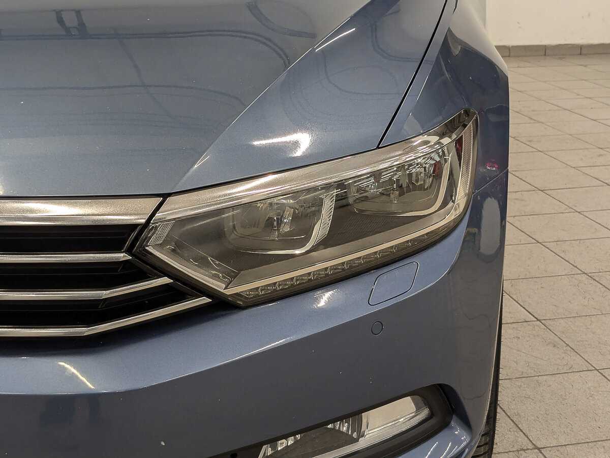 Купить Volkswagen Passat с пробегом. Фото: #10