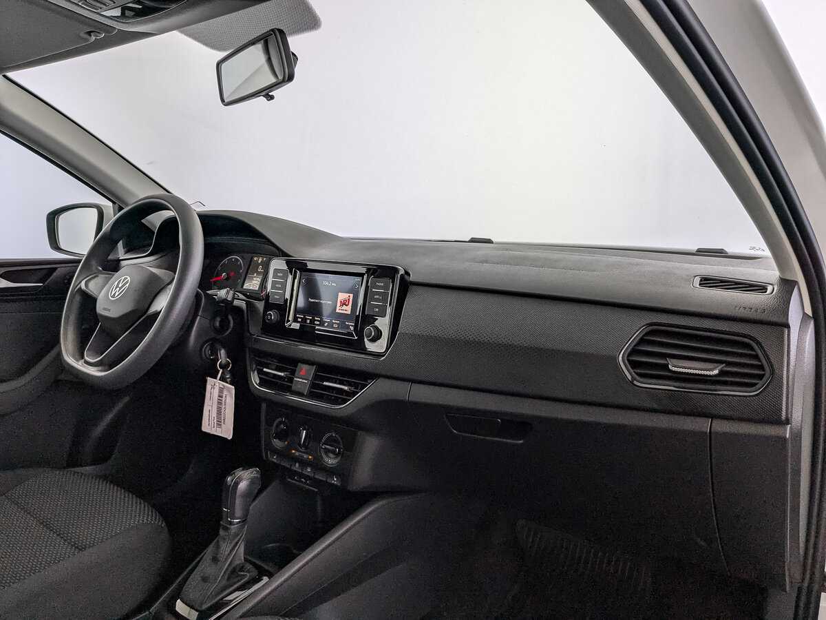 Купить Volkswagen Polo с пробегом. Фото: #8