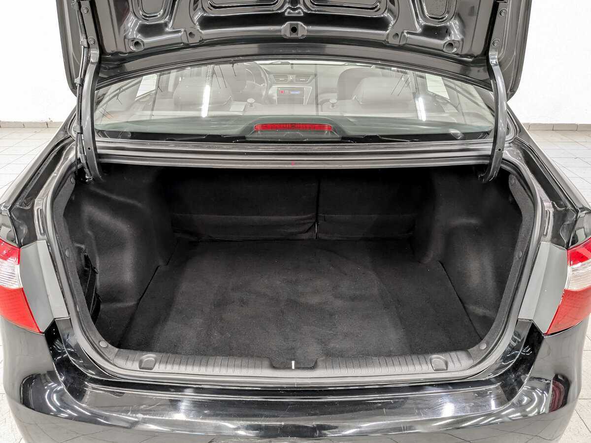 Купить Kia Rio с пробегом. Фото: #9