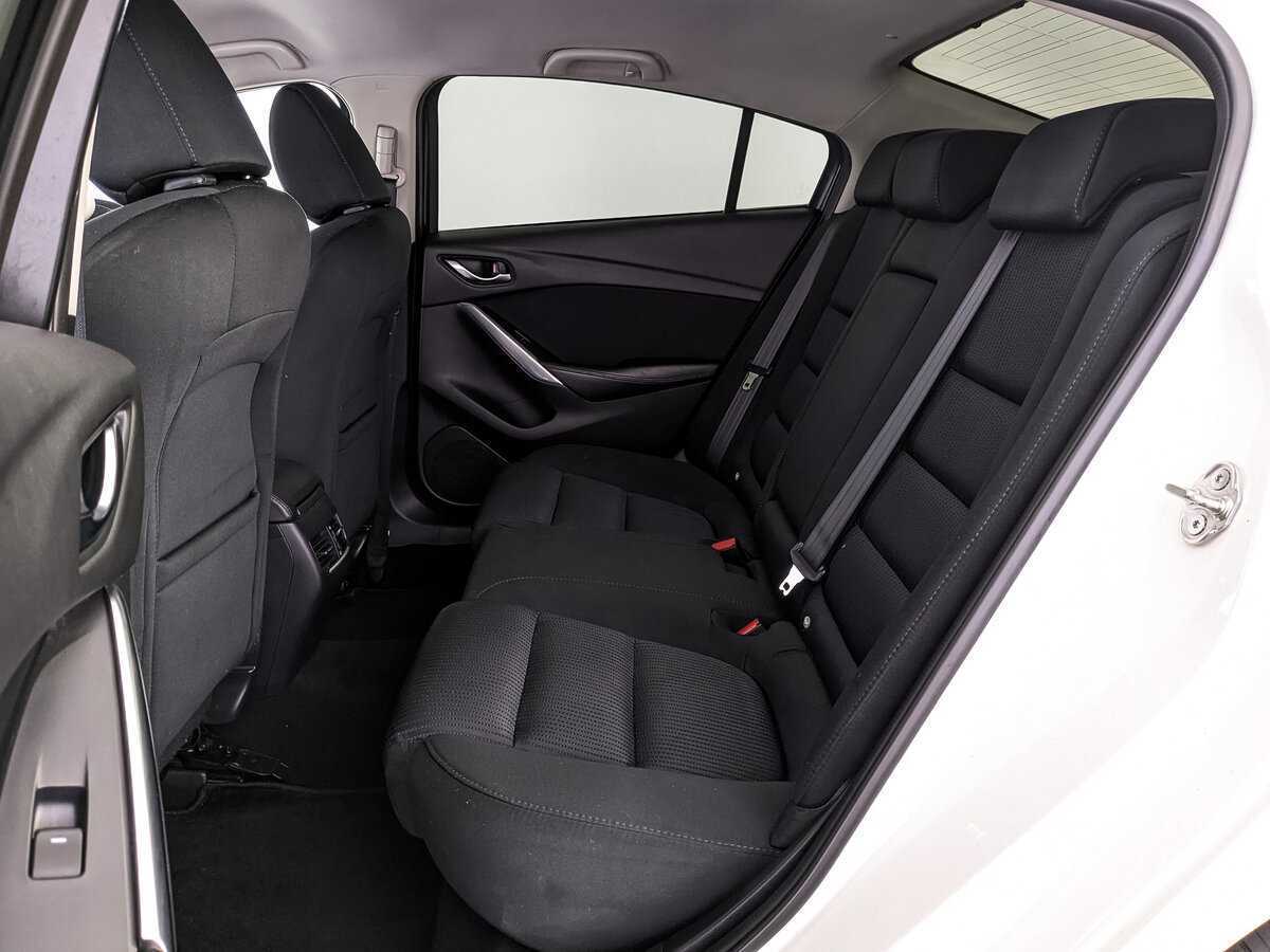 Купить Mazda 6 с пробегом. Фото: #12